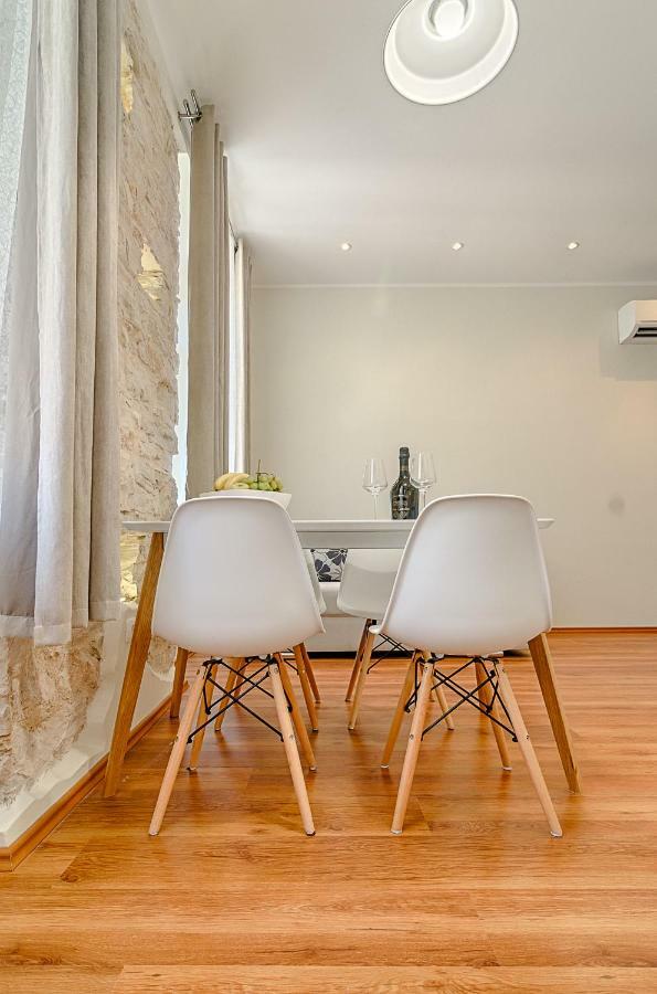 Apartment Zora & Natale Pula Luaran gambar
